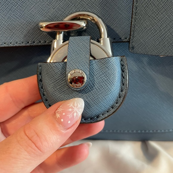 Michael Kors Emma Saffiano satchel large tote bag - Picture 6 of 9